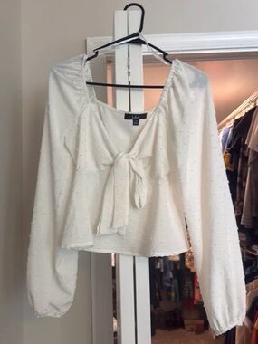 Lulu's Cream Tie-Front Long Sleeve Peasant Blouse